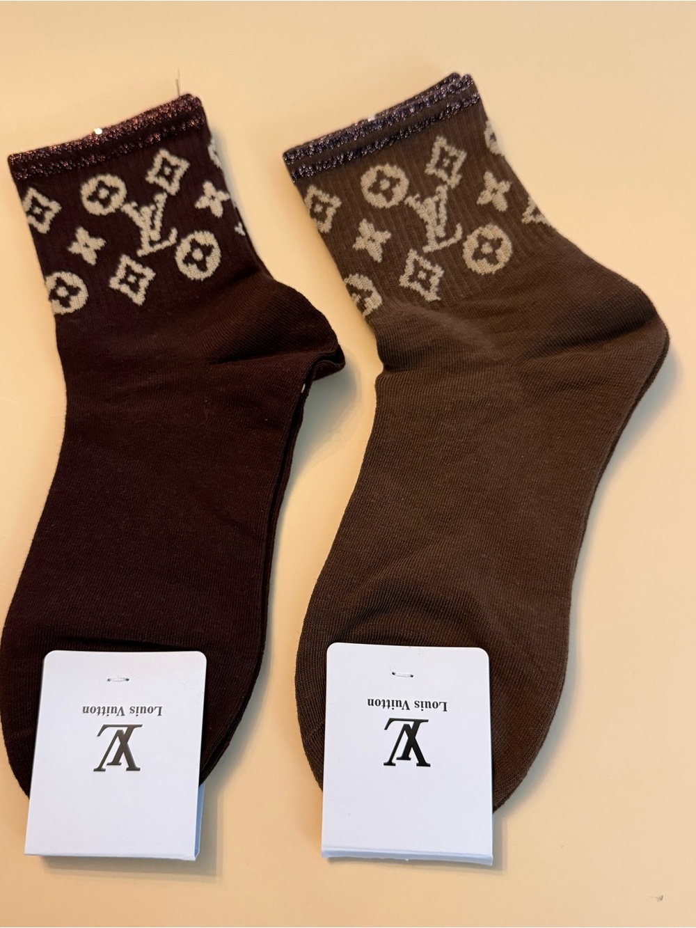 Designer Women’s low Brown Logo Crew Socks 2 pairs small- medium New